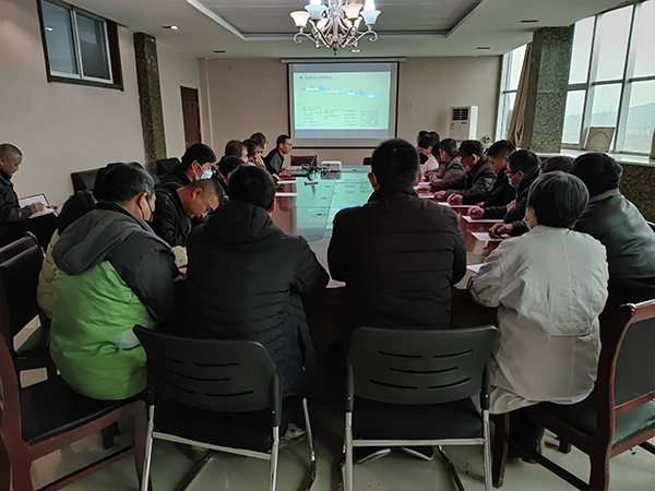 公司開(kāi)展安全培訓(xùn)